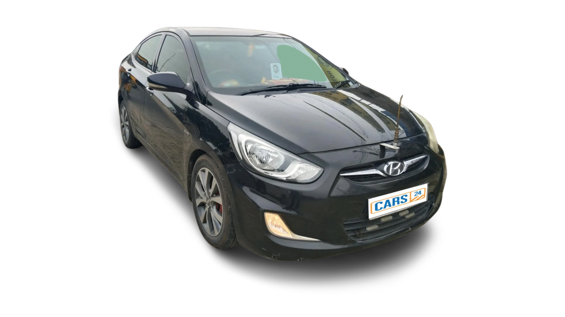 Hyundai Verna-img